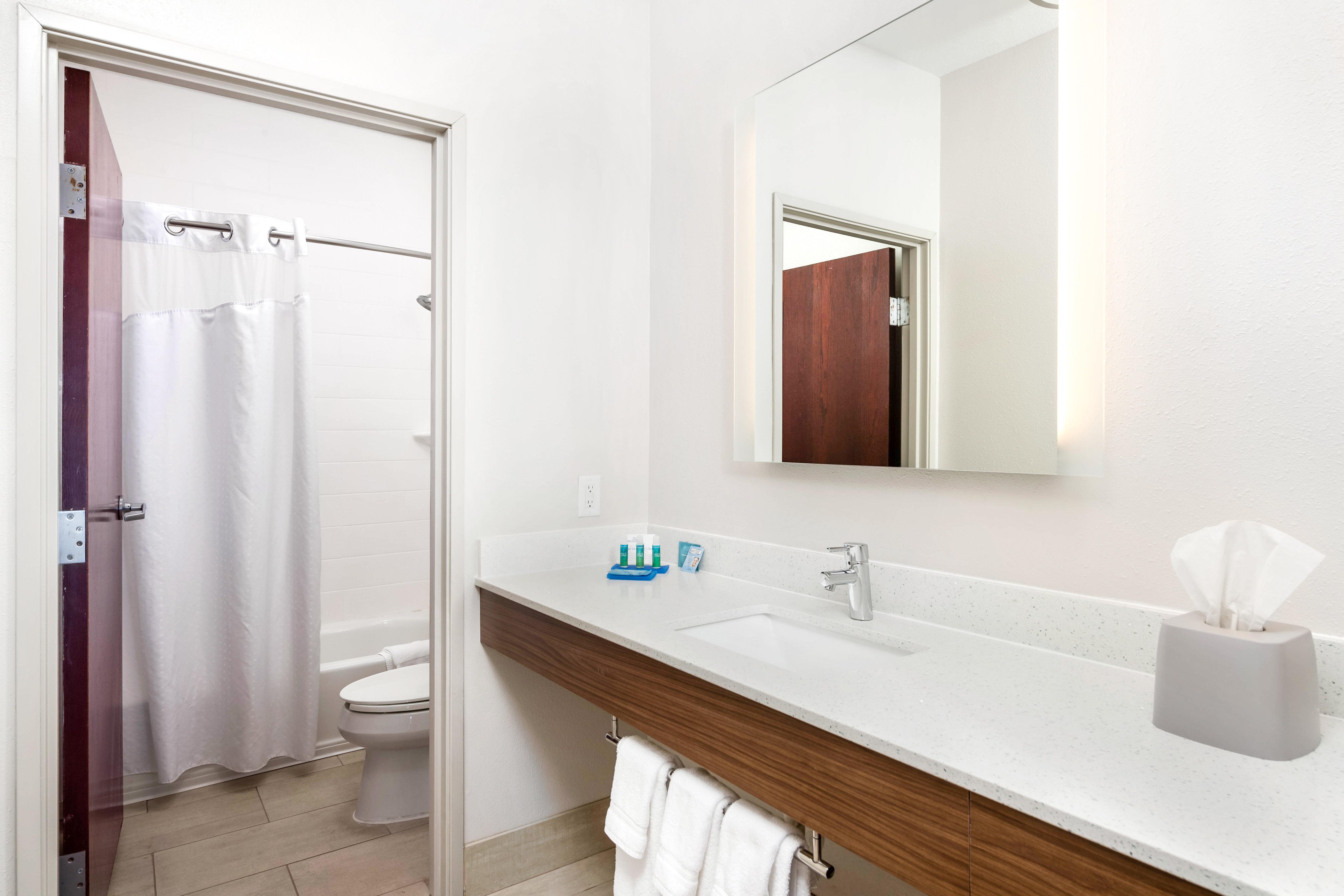 Express And By Ihg Hotel Conroe