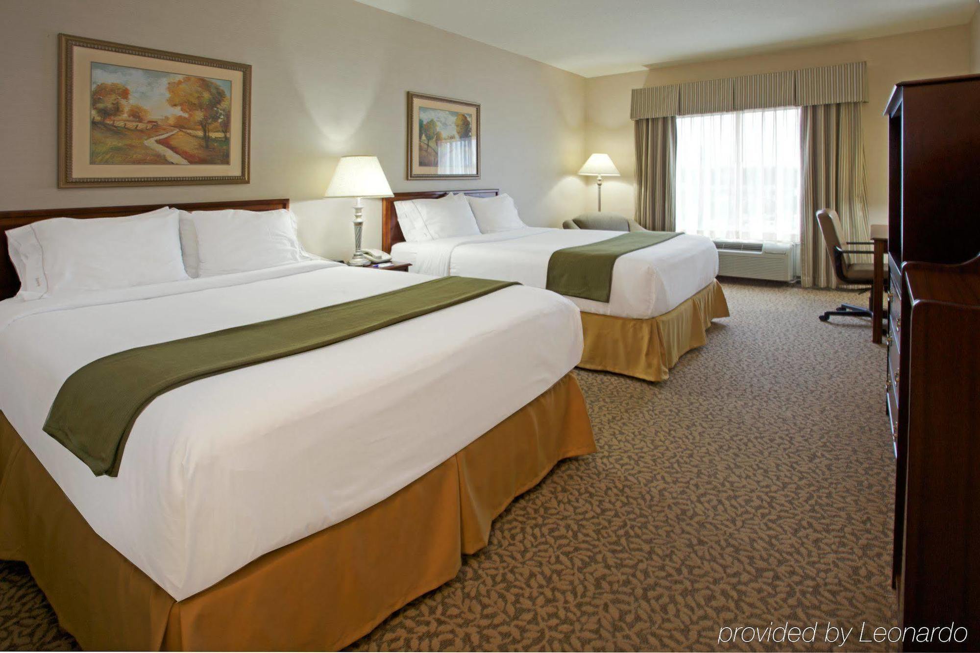 Express And By Ihg Hotel